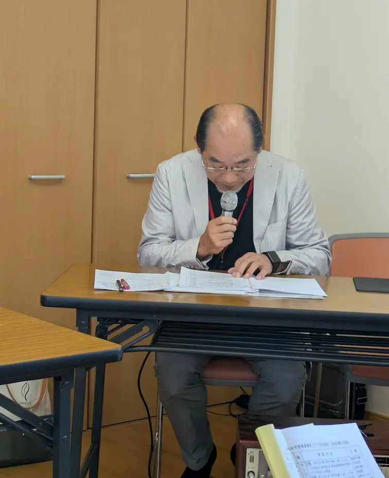 司会進行の清水さん